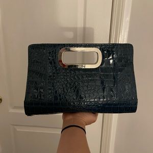 NY & COMPANY Leather Purse